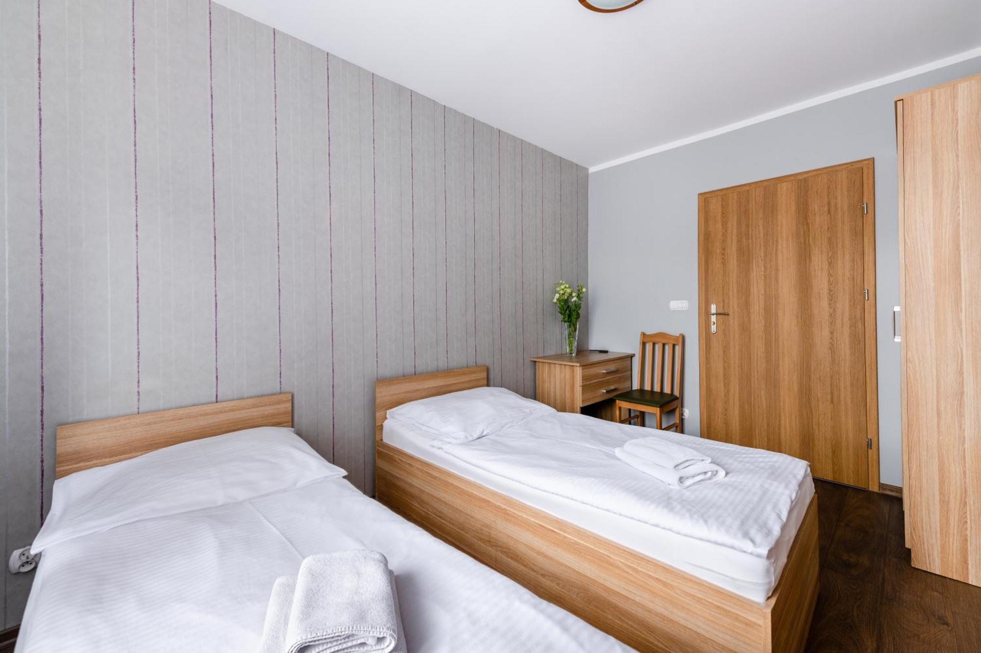Sleep&Go Bed and Breakfast Lubliniec Eksteriør billede