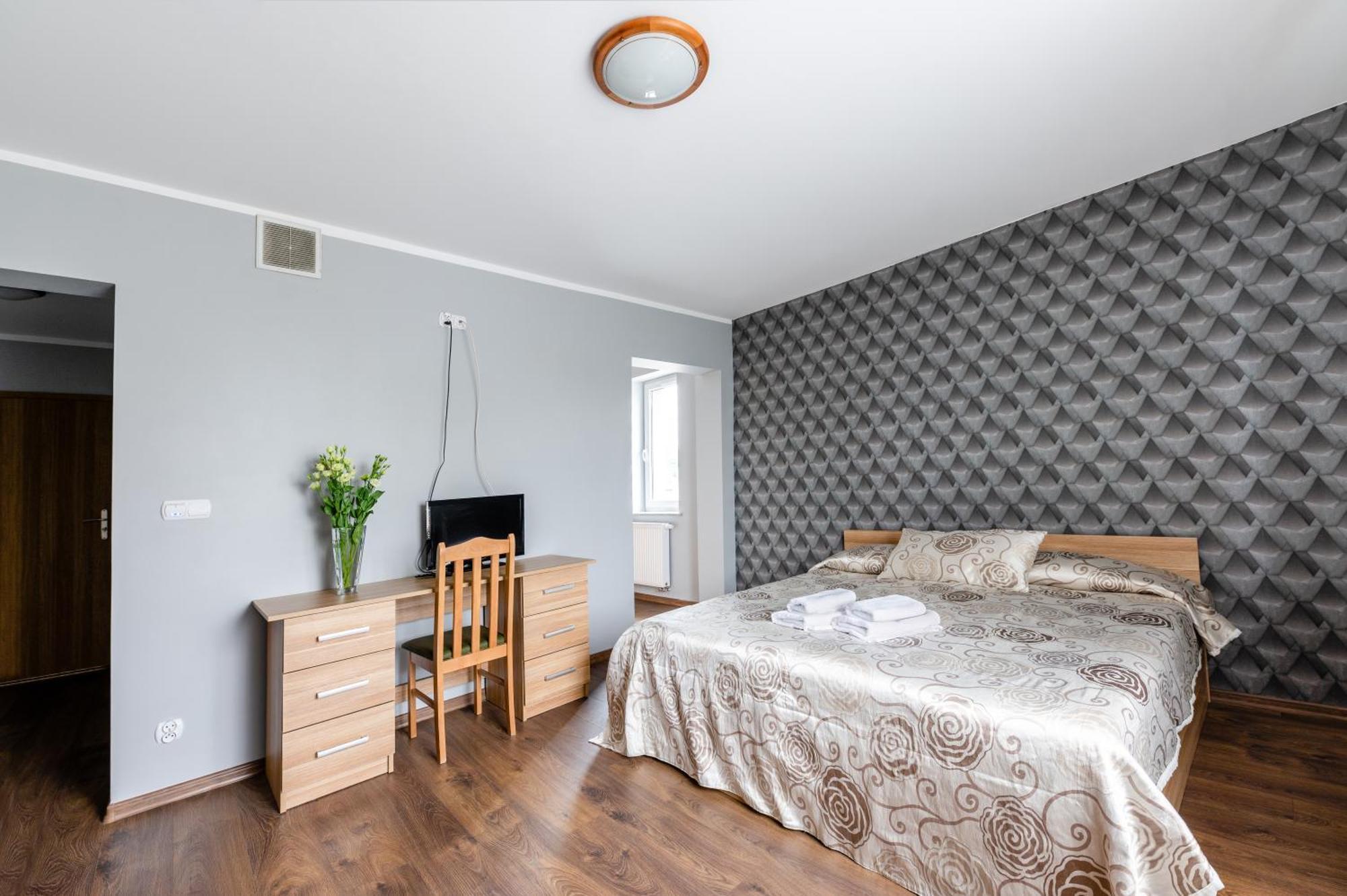 Sleep&Go Bed and Breakfast Lubliniec Eksteriør billede