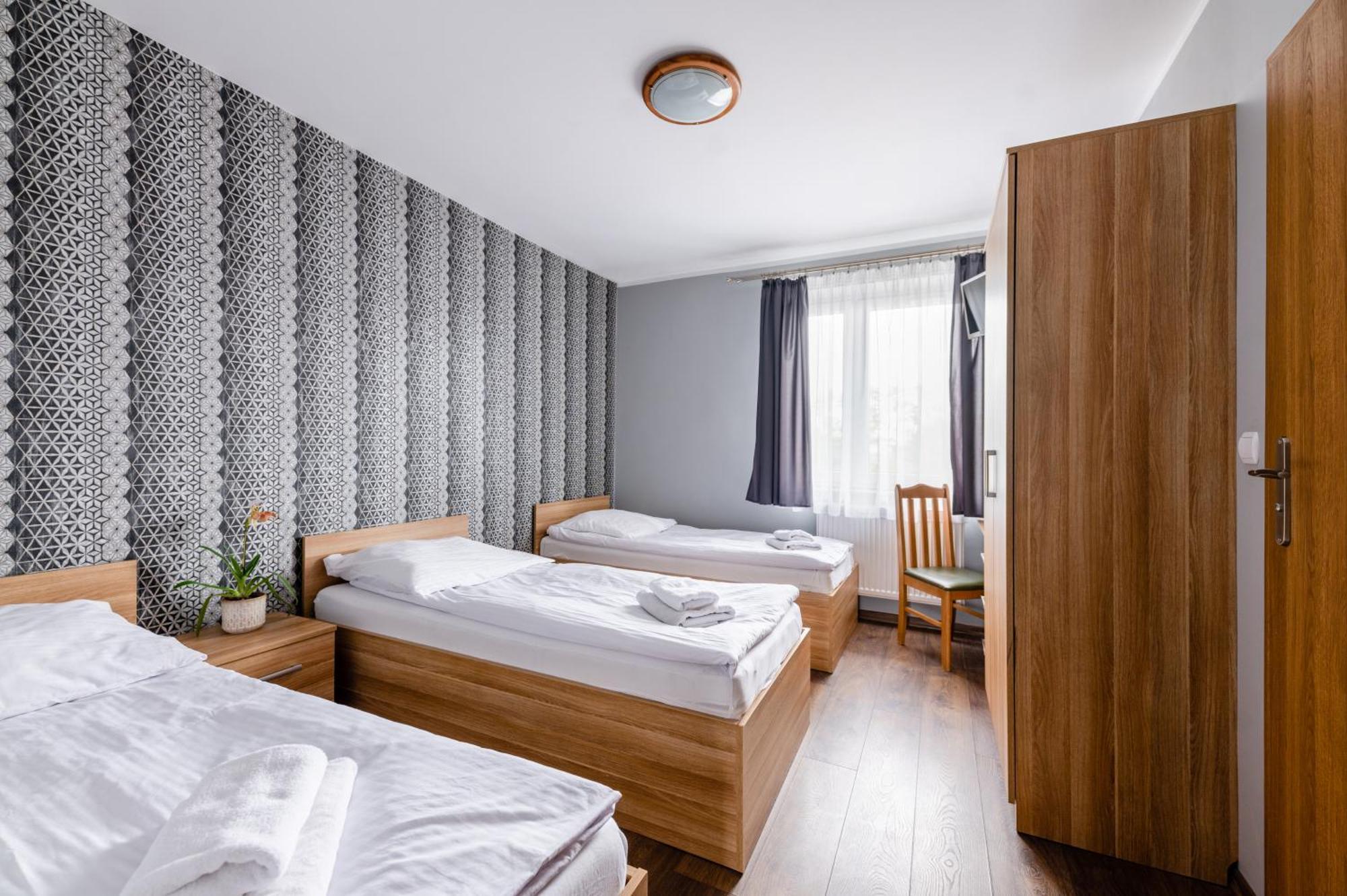 Sleep&Go Bed and Breakfast Lubliniec Eksteriør billede