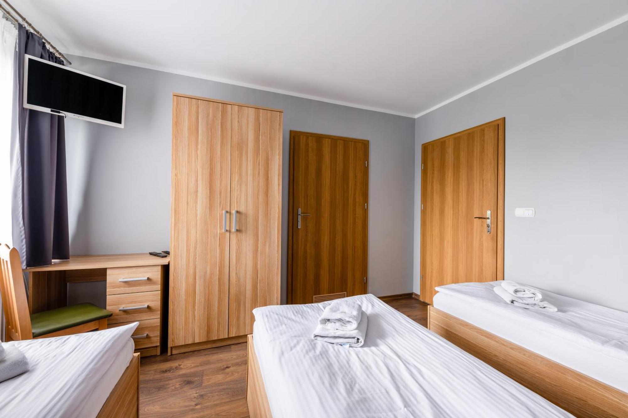 Sleep&Go Bed and Breakfast Lubliniec Eksteriør billede